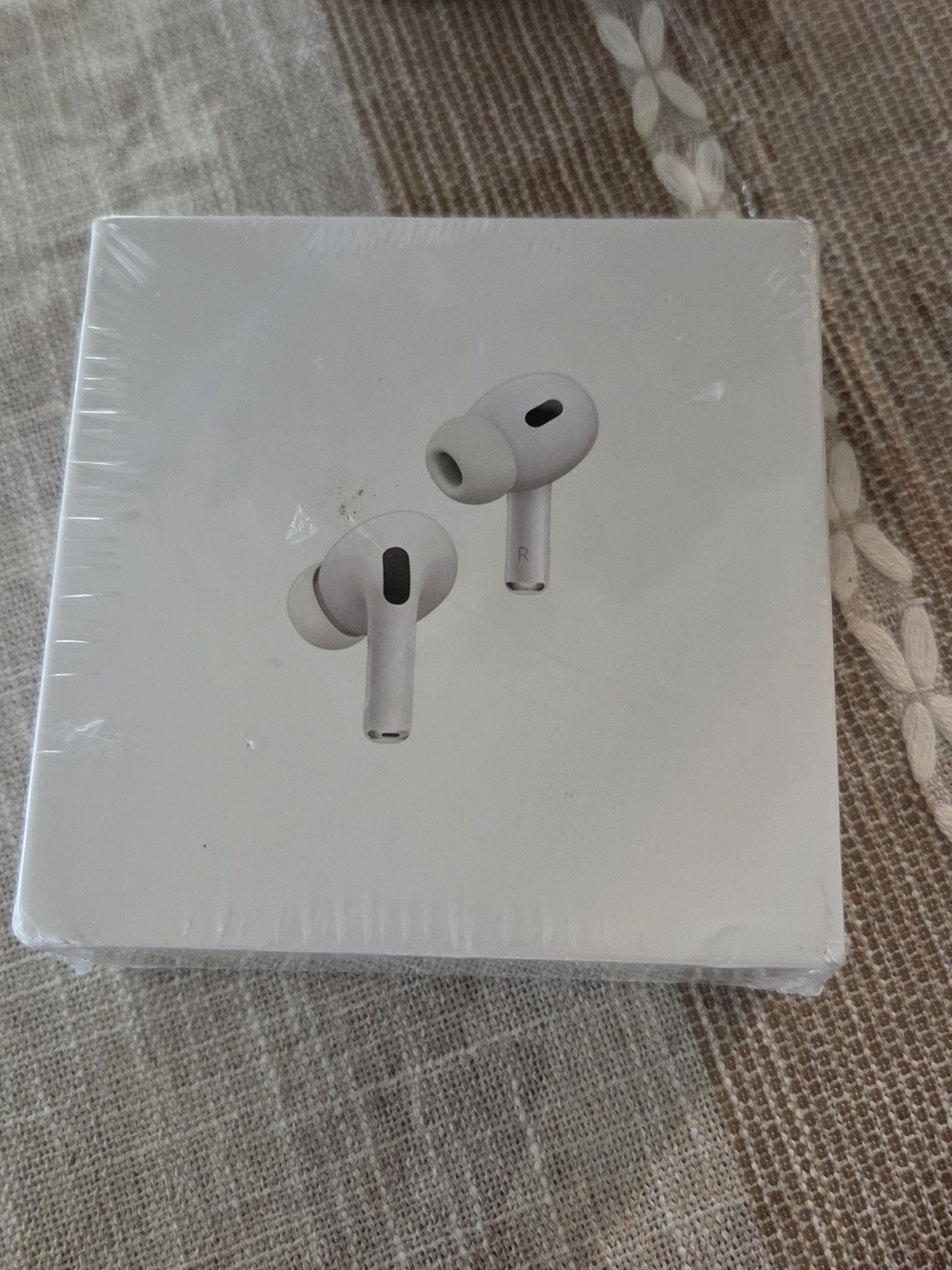New Apple Airpods (2nd Generation)